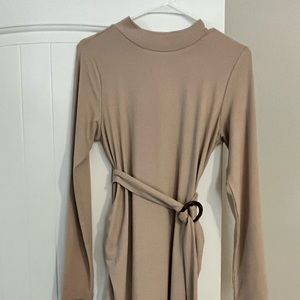 Maternity dress size M with tag